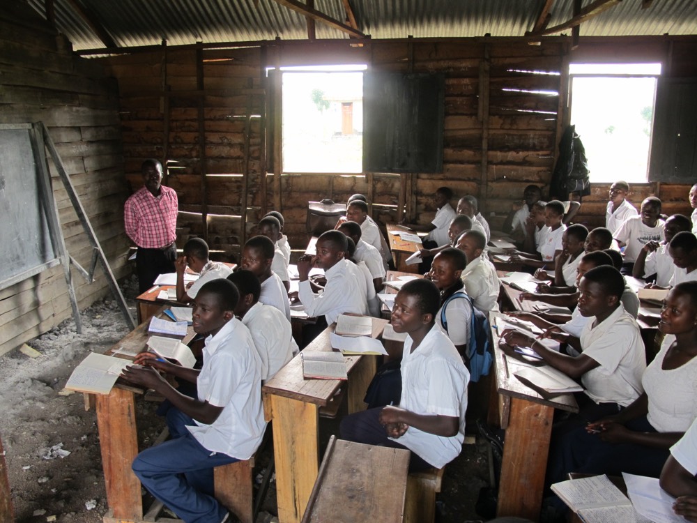 Foto escuela Congo Entreculturas